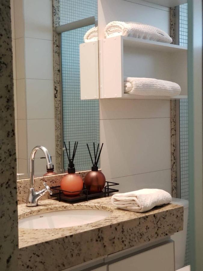 Apartment 1 Qts.| 2 Hosp. | Linda Vista| Ao Lado Do Shopping *